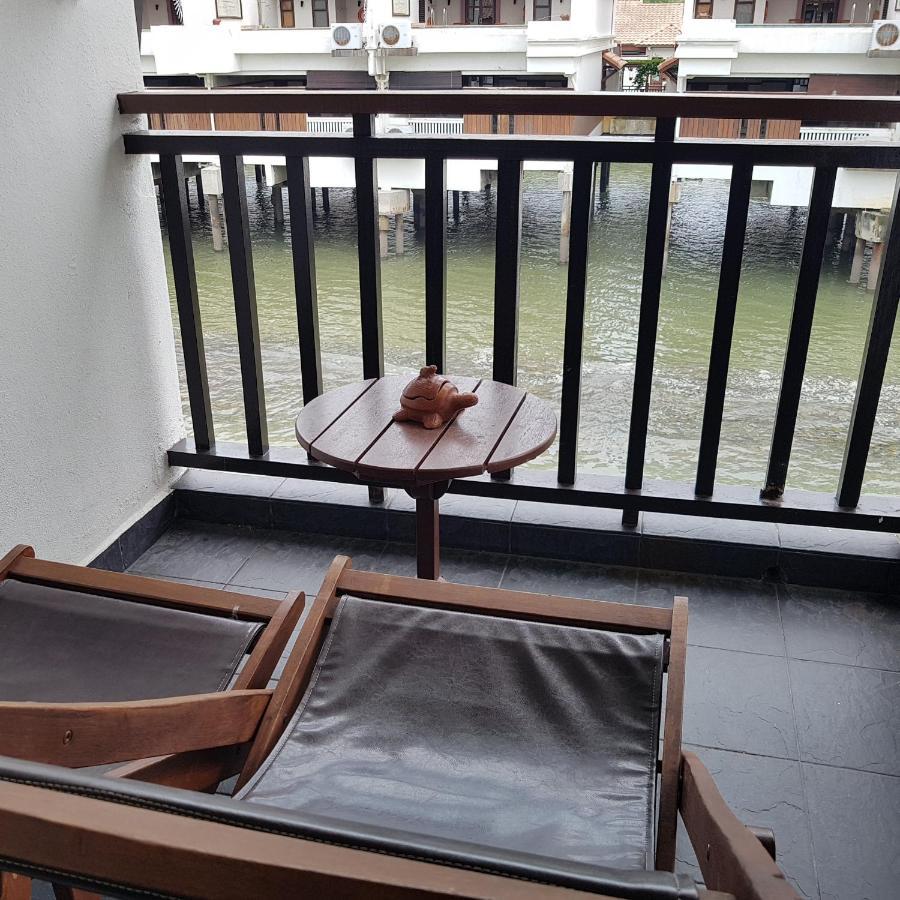 Tokido Private Water Chalet Pd Port Dickson Extérieur photo